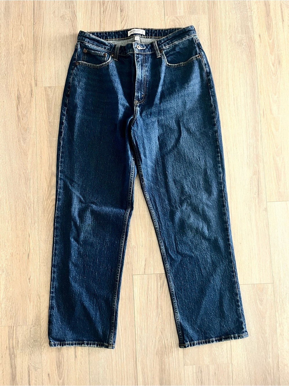 Abercrombie & Fitch Women’s The Vintage Straight High Rise Curve Love Jeans 12L